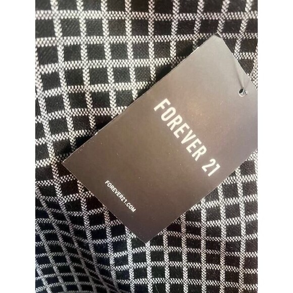 NWT Forever 21 Small Black White Graph Check Stretch Leggings - Picture 5 of 5